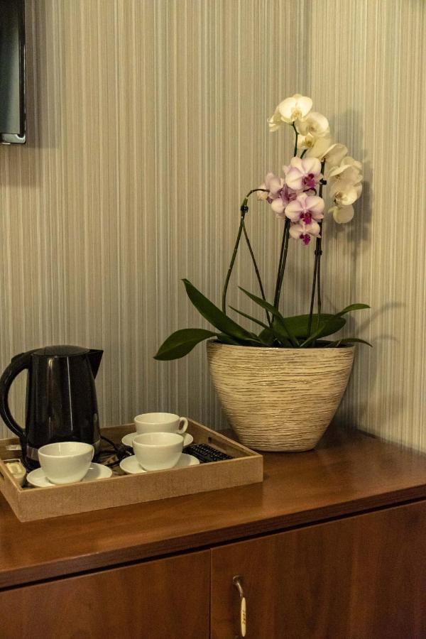 Mali Hotel Porat ブドヴァ エクステリア 写真
